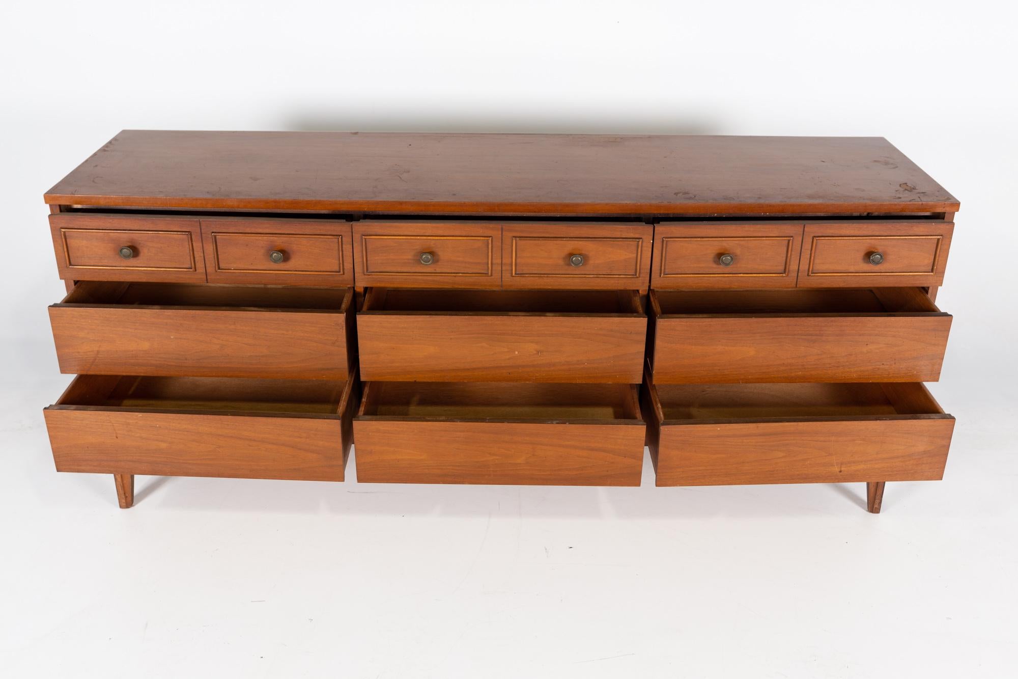 Dixie Mid Century Walnut 9 Drawer Lowboy Dresser 4