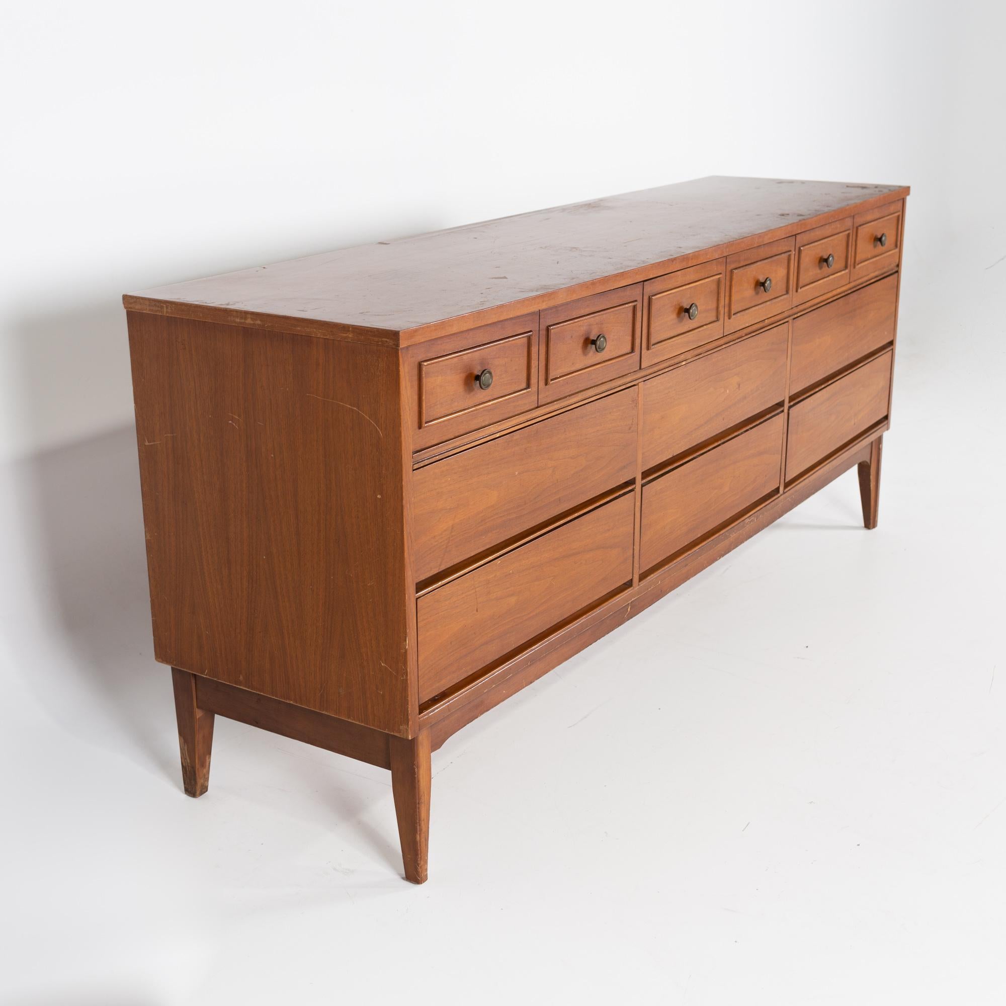 dixie 9 drawer dresser