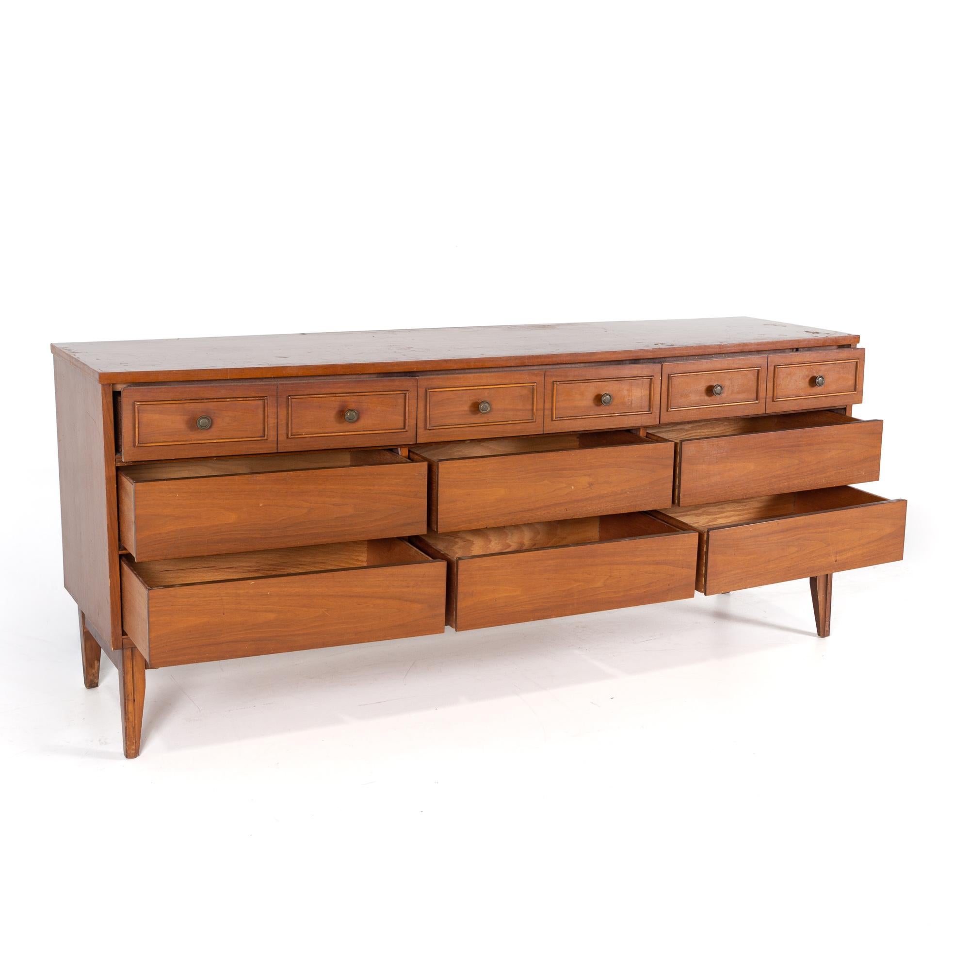 Dixie Mid Century Walnut 9 Drawer Lowboy Dresser In Good Condition In Countryside, IL