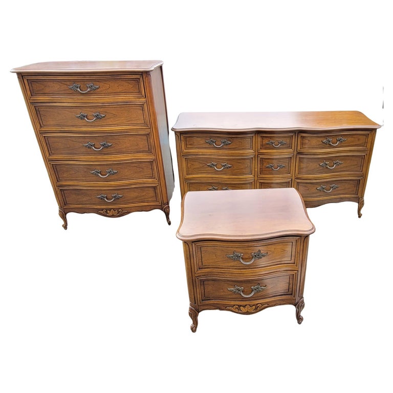 Dixie Provincial Style Walnut 9Drawer Triple Dresser with Mirror For