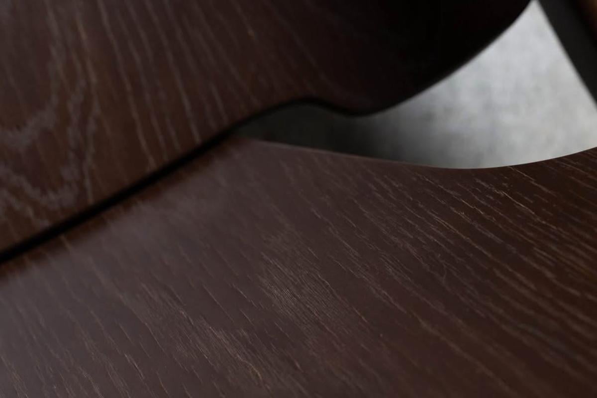Chaise longue Diz par Sergio Rodrigues, Brésil, 21e siècle Excellent état - En vente à Victoria, BC