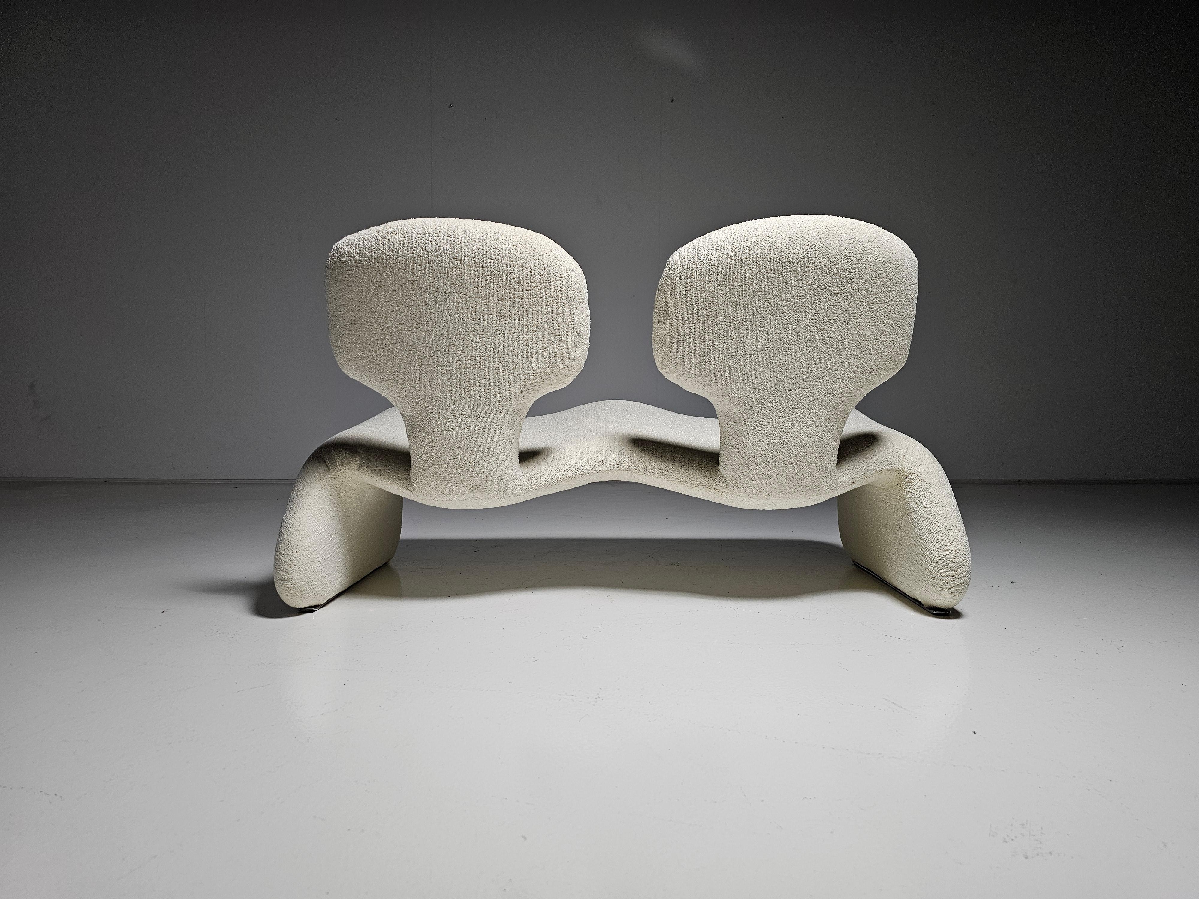 Late 20th Century Djinn 2-seater sofa in creme bouclé by Olivier Mourgue for Airborne, 1970s
