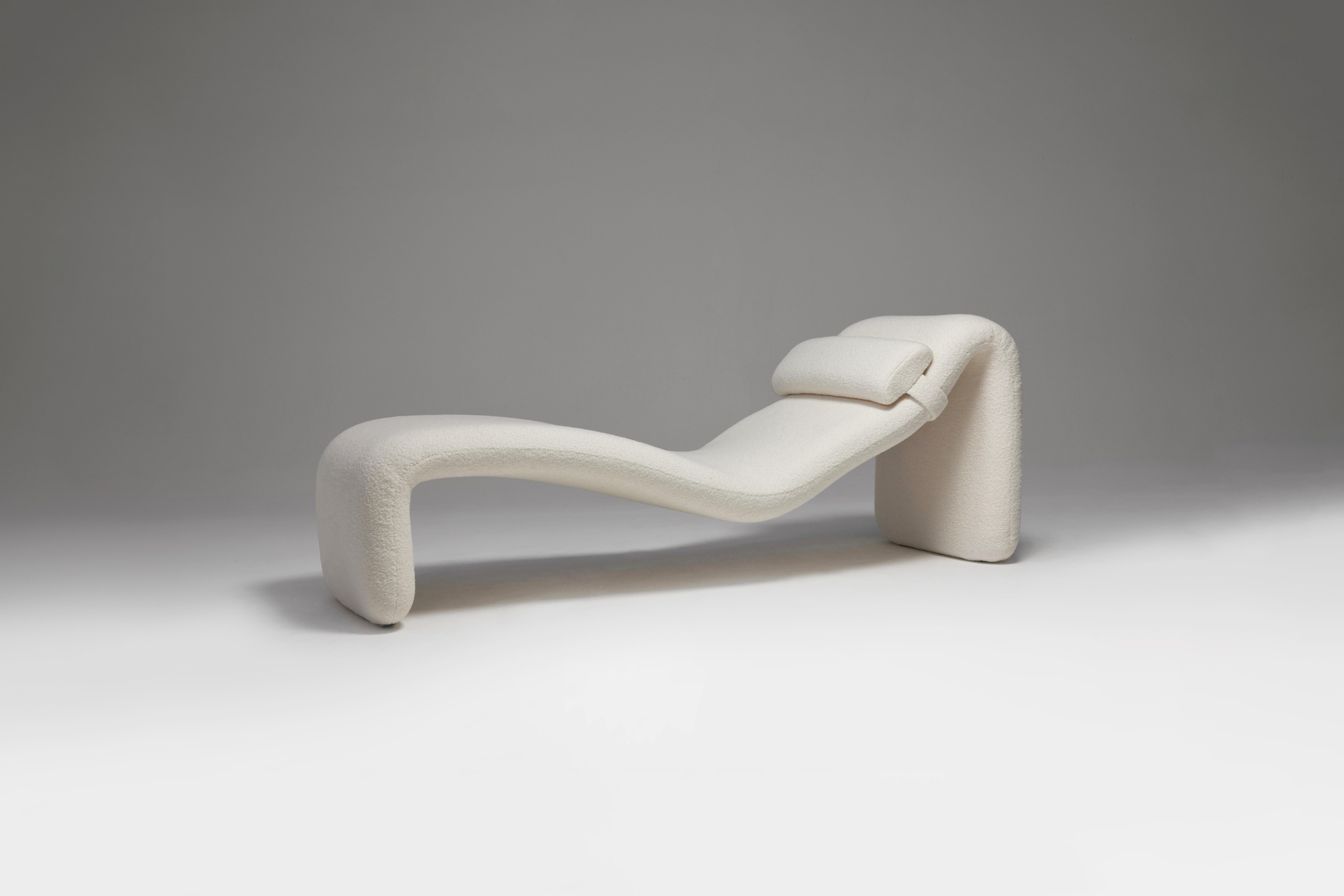 fluffy chaise lounge chair