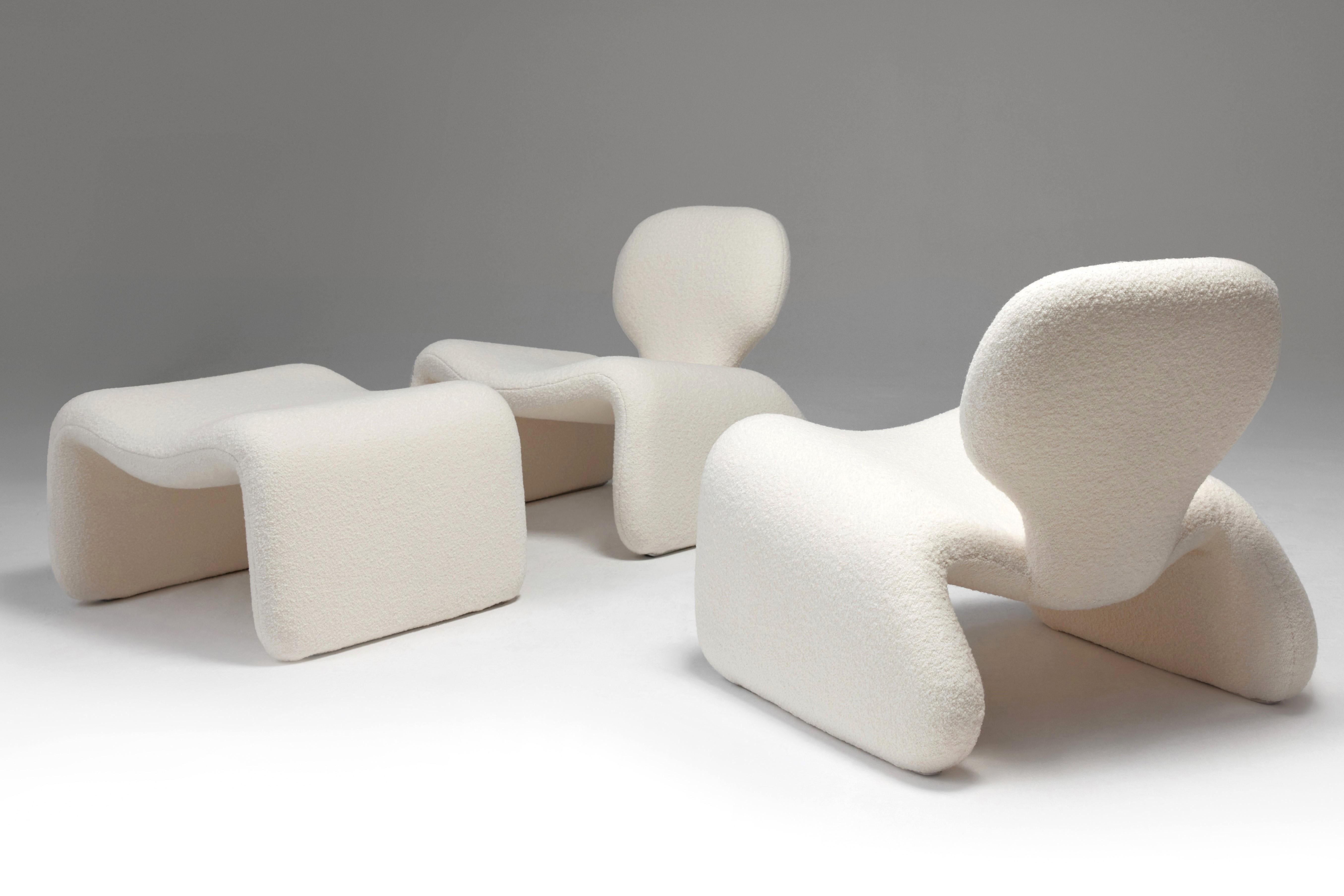 ‘Djinn’ Easy Chairs and Ottoman by Olivier Mourgue for Airborne In Excellent Condition For Sale In ŁÓDŹ, PL