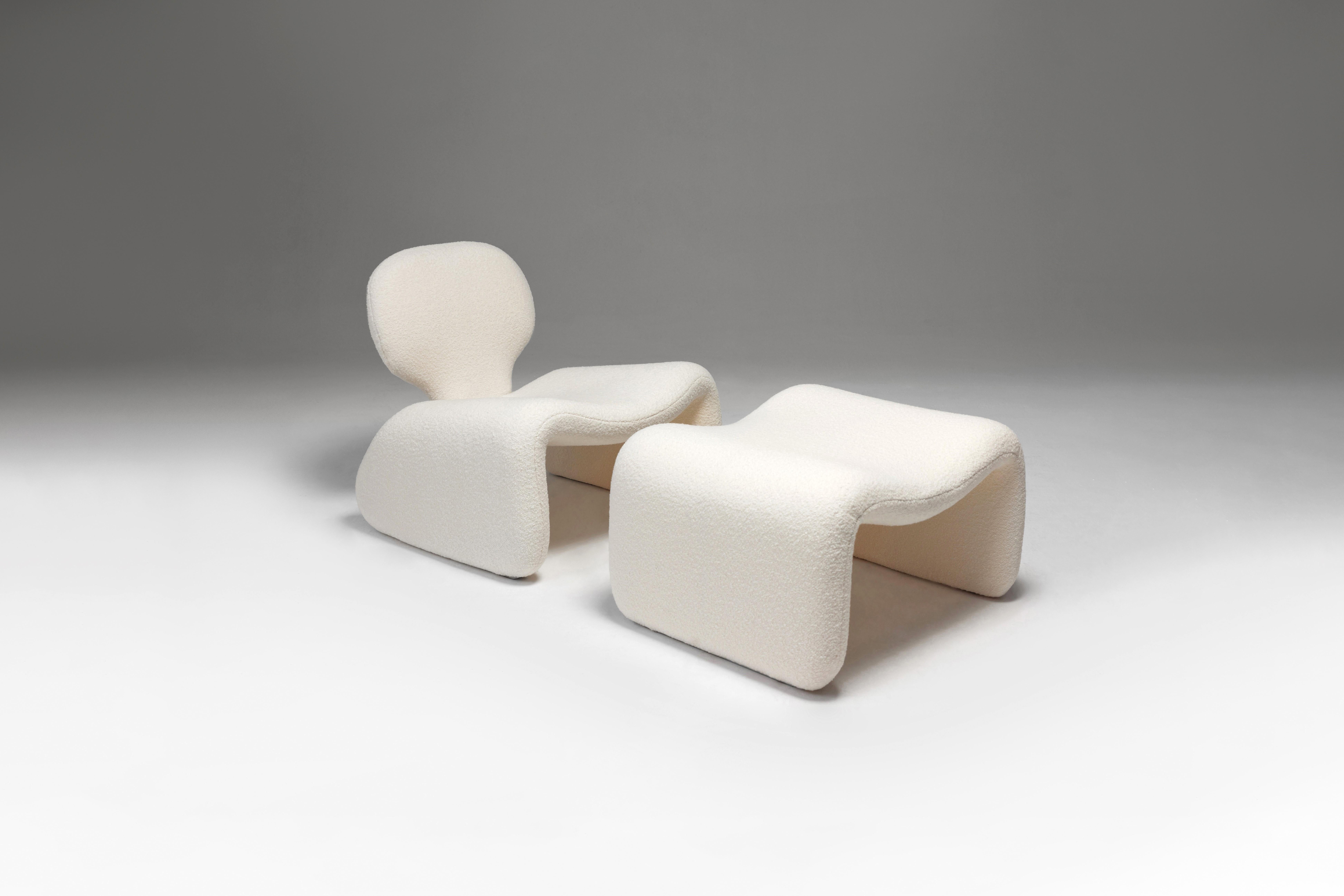 ‘Djinn’ Easy Chairs and Ottoman by Olivier Mourgue for Airborne For Sale 2