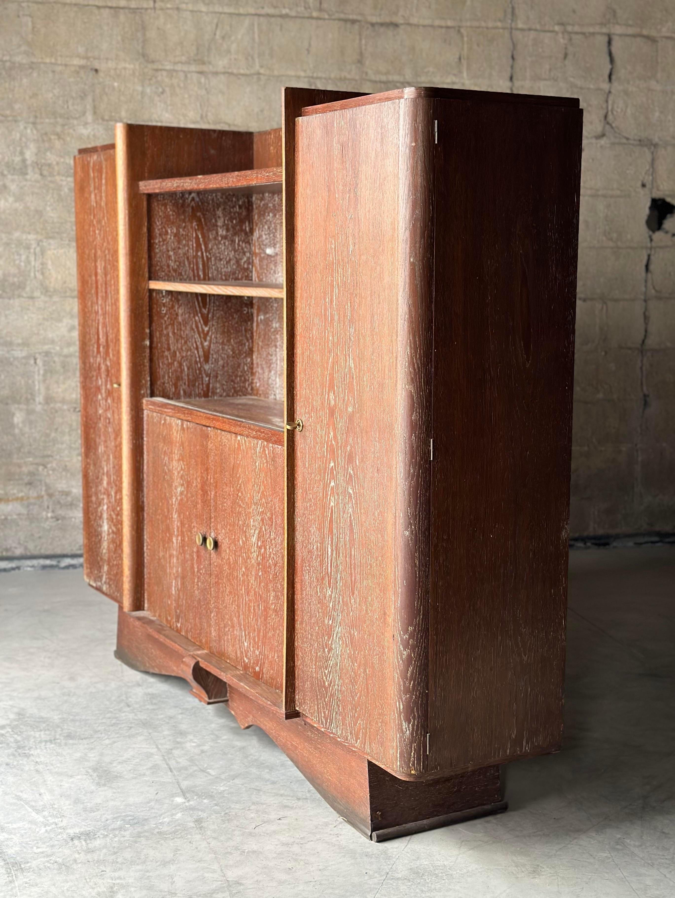 Lots of storage with this striking French cabinet. Art Deco period and attributed to Djo Bourgeois, it’s made of cerused oak.
