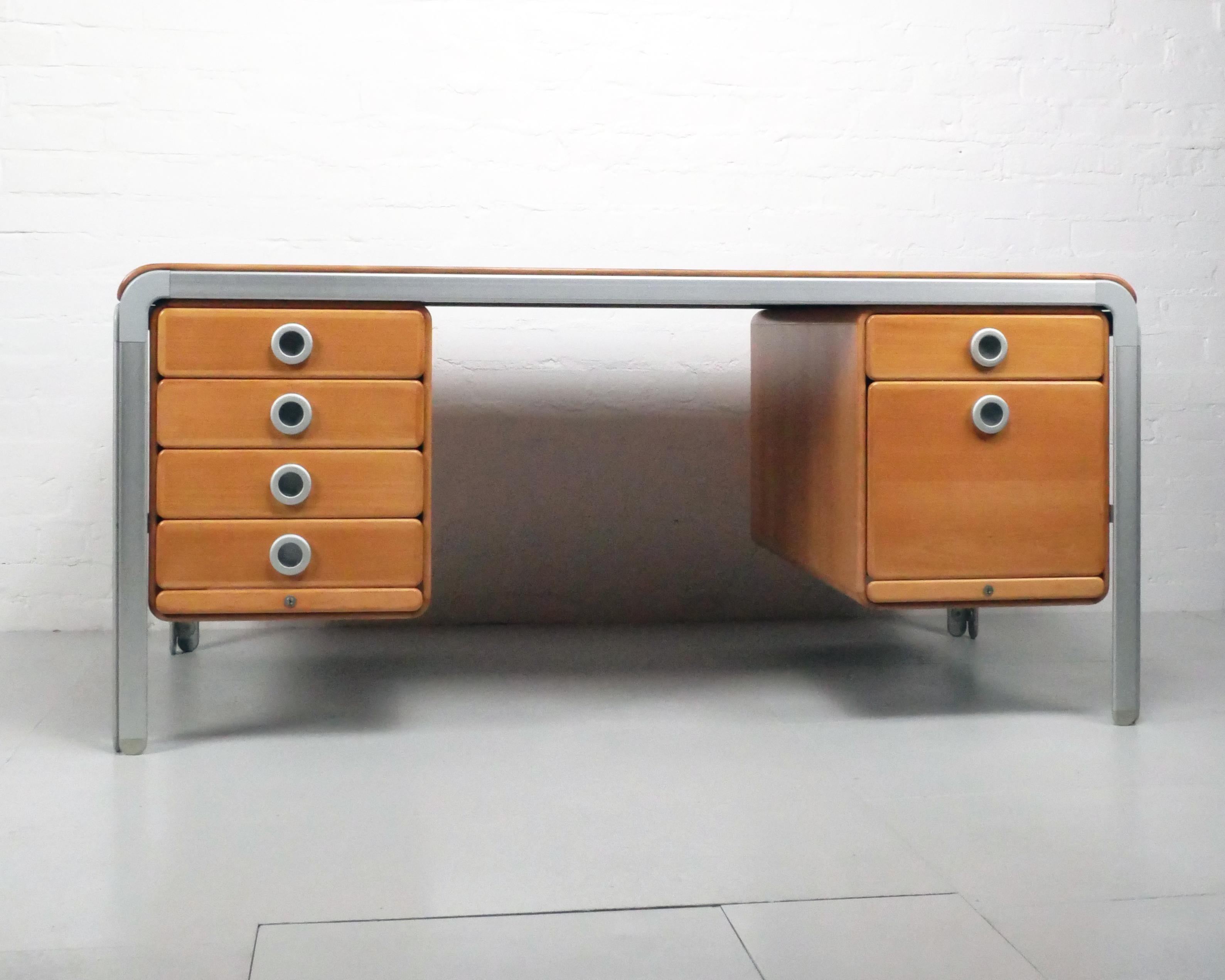 Aluminum 'Djob' Desk by Arne Jacobsen & Niels Jørgen Haugesen, Super 1970s Danish Design