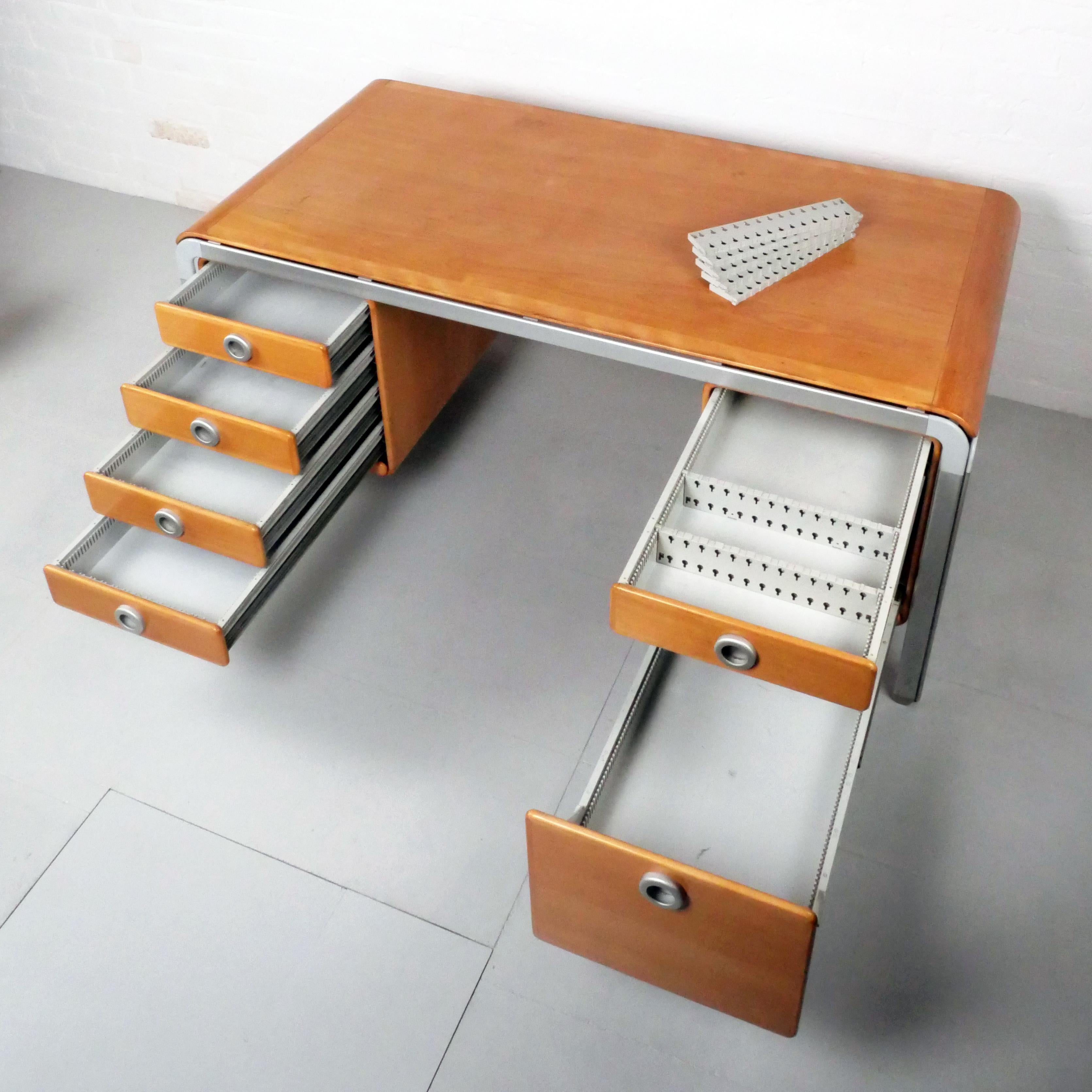 'Djob' Desk by Arne Jacobsen & Niels Jørgen Haugesen, Super 1970s Danish Design 3
