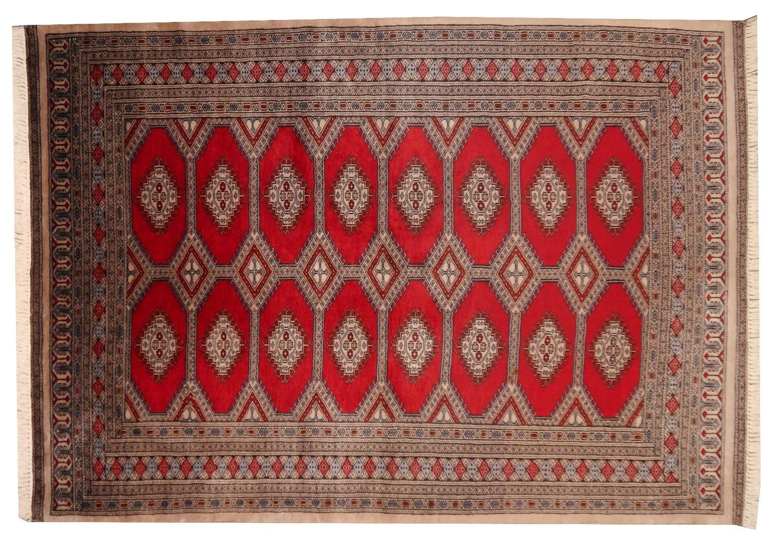 Djoharian Collection Bochara Bukhara carpet hand-knotted 7 x 4.7 ft Ersari Pakistaní en venta