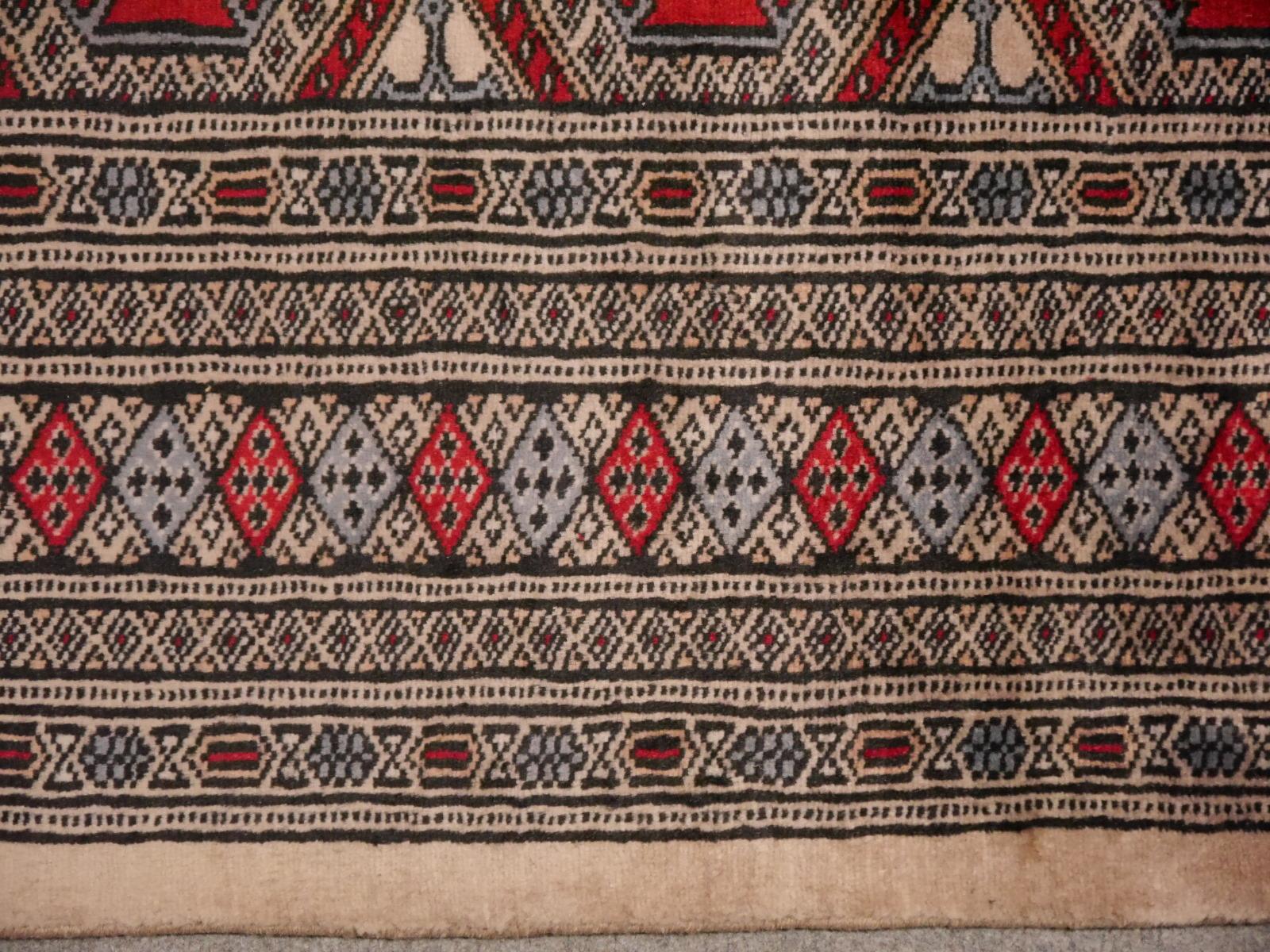 Djoharian Collection Bochara Bukhara carpet hand-knotted 7 x 4.7 ft Ersari en Bueno estado para la venta en Lohr, Bavaria, DE