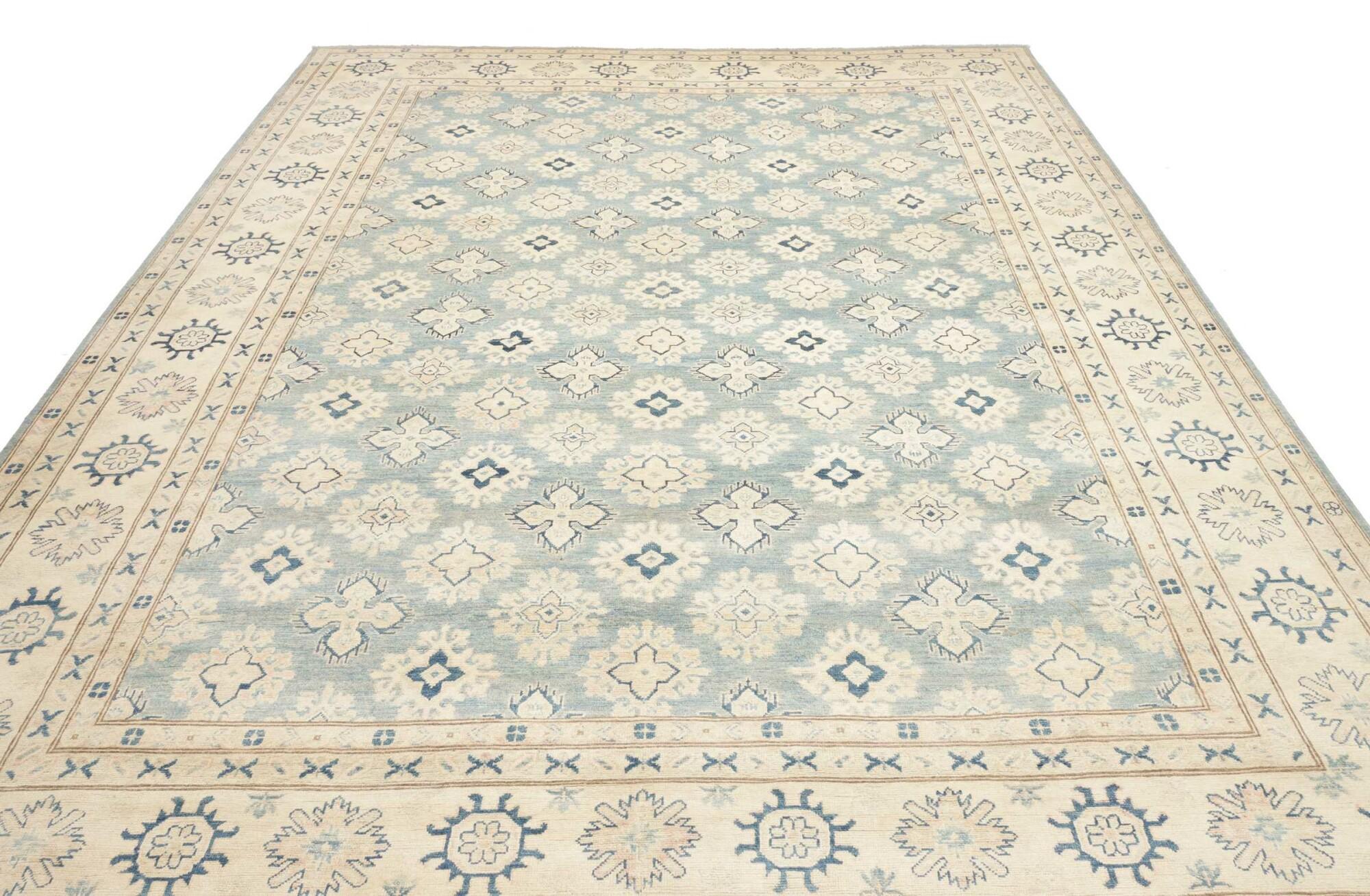 Djoharian Collection Exklusive Kazak Stil Teppich 9x12 Zimmer Größe Blau Gedämpfte Farben im Zustand „Neu“ im Angebot in Lohr, Bavaria, DE