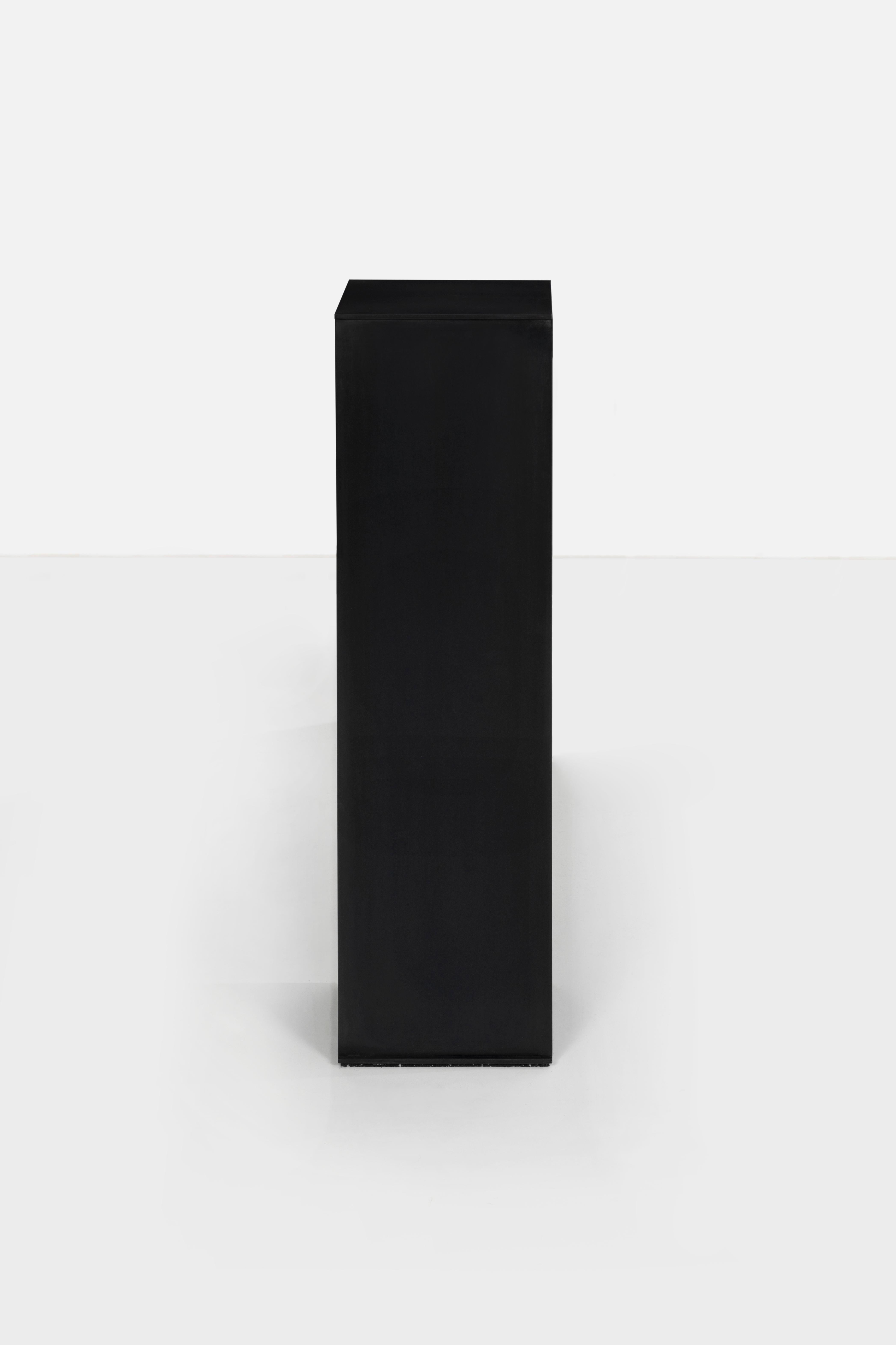 DK Pedestal in Waxed and Blackened Aluminum Plate by Jonathan Nesci For Sale 2