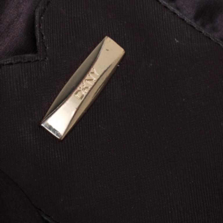 DKNY Beige/Brown Signature Canvas and Leather Satchel In Fair Condition For Sale In Dubai, Al Qouz 2