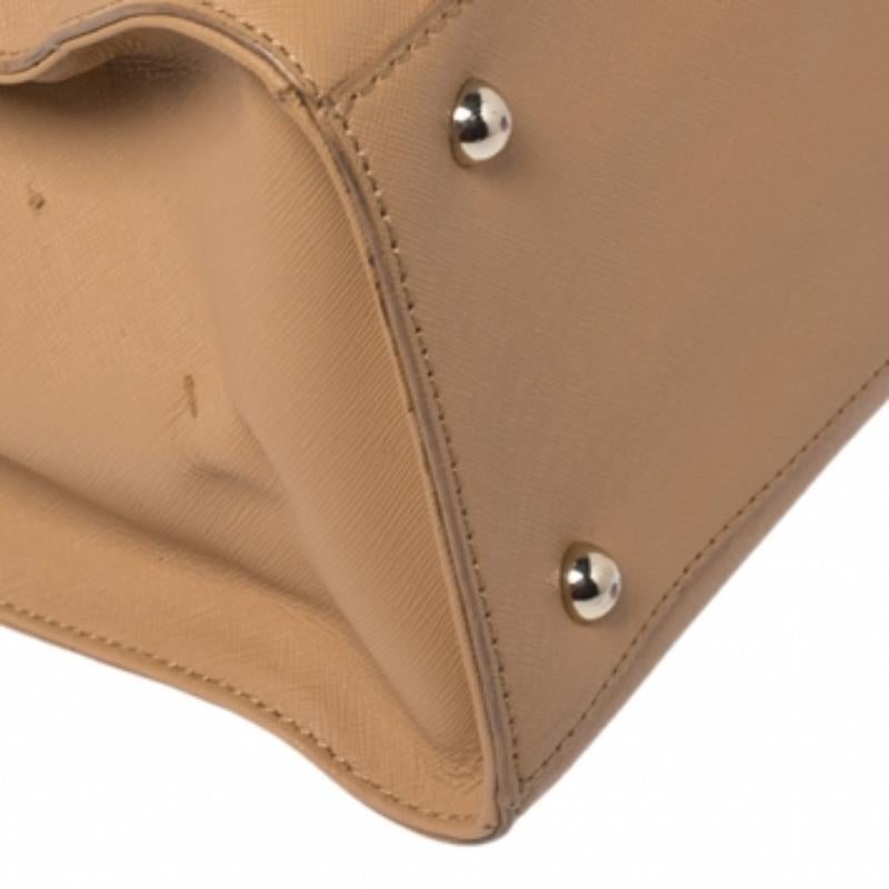 Women's DKNY Beige Leather Bryant Park Zip Tote For Sale