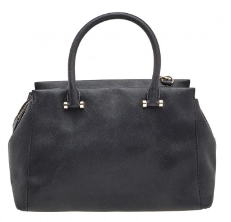 DKNY - Fourre-tout en cuir noir avec fermeture éclair en vente 5