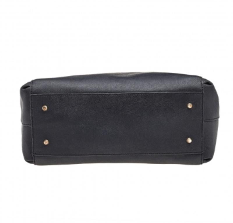DKNY - Fourre-tout en cuir noir avec fermeture éclair Pour femmes en vente