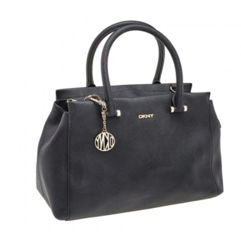 DKNY - Fourre-tout en cuir noir avec fermeture éclair en vente 4