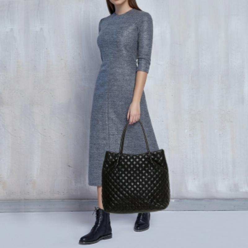 Dkny Black Quilted Leather Tote For Sale 5
