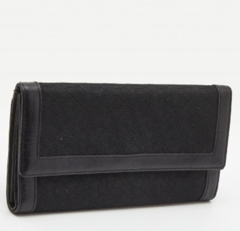 DKNY Black Signature Canvas and Leather Continental Wallet For Sale 2