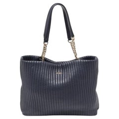 DKNY Blaue gesteppte Leder-Ketten-Tasche