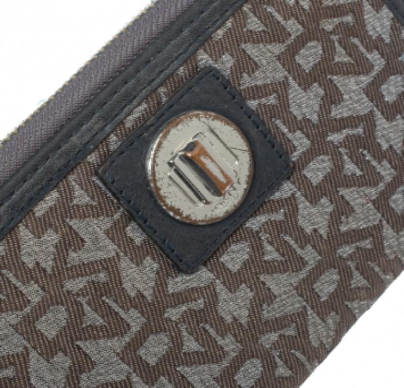 Dkny Braun/Schwarz Monogram Canvas und Leder Zip um Brieftasche im Angebot 3