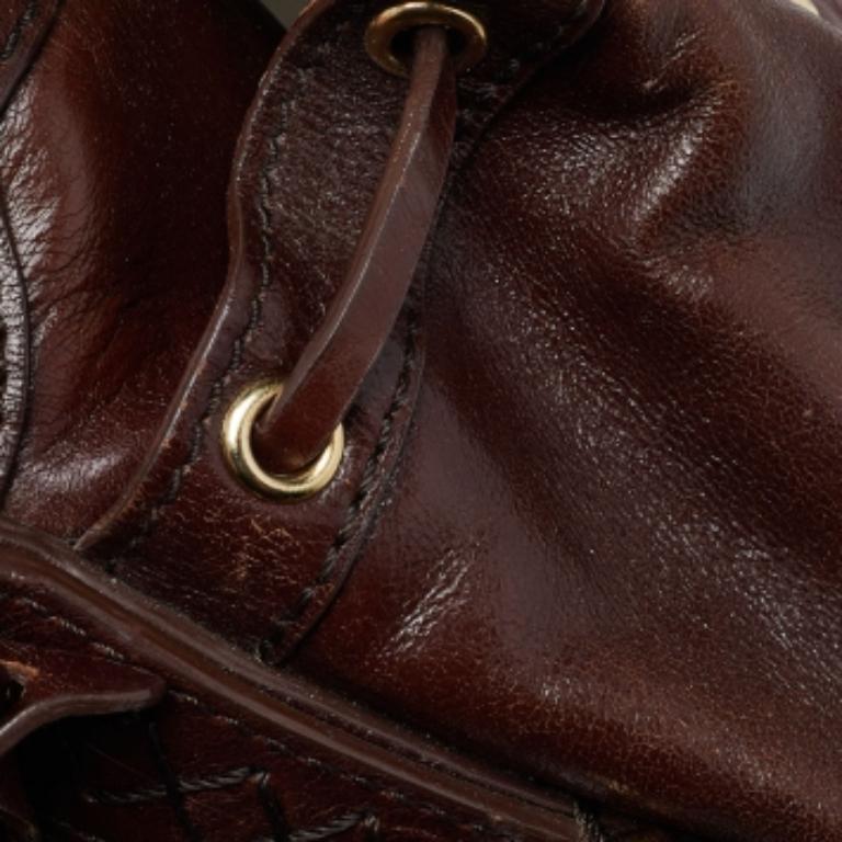 DKNY Hobo clouté en cuir Brown Pour femmes en vente