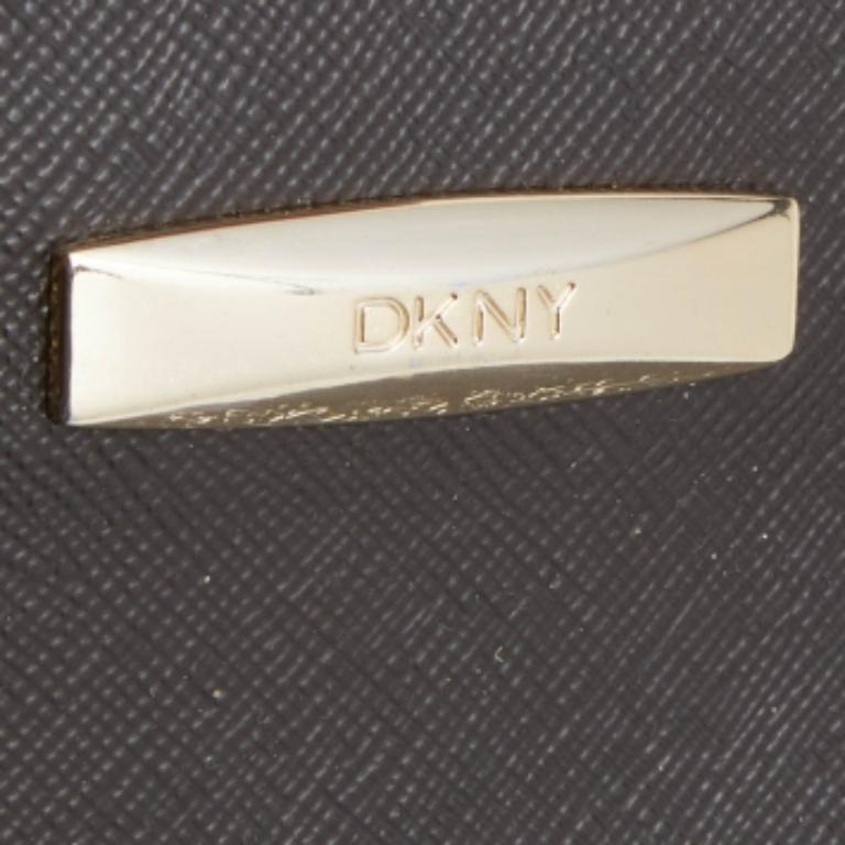 Satchel DKNY de lona y piel con monograma marrón oscuro en venta 3