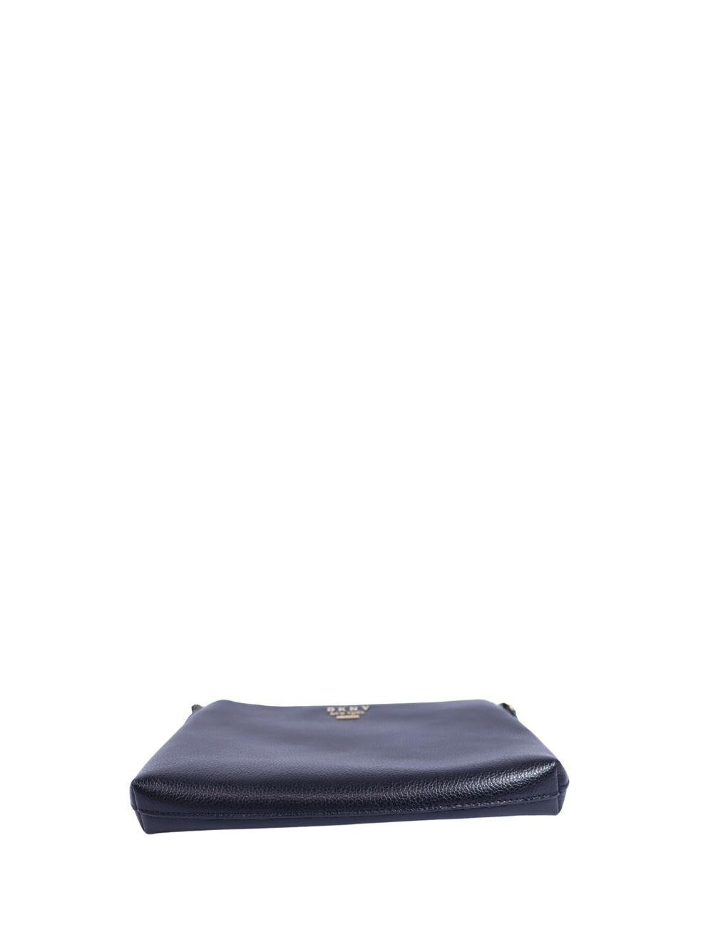 Dkny In Good Condition For Sale In Amman, JO