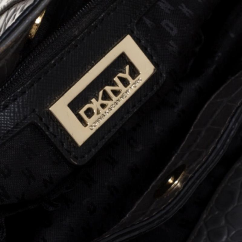 DKNY Grey Crocodile Embossed Leather Tote In Fair Condition For Sale In Dubai, Al Qouz 2