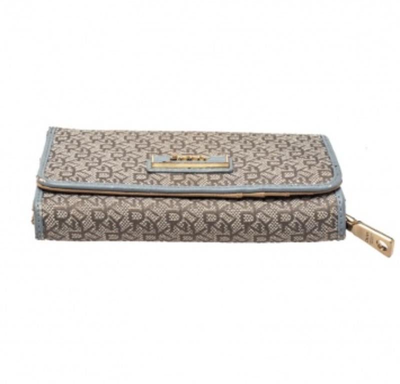 Dkny Grey Monogram Canvas And Leather Flap Wallet In Fair Condition For Sale In Dubai, Al Qouz 2