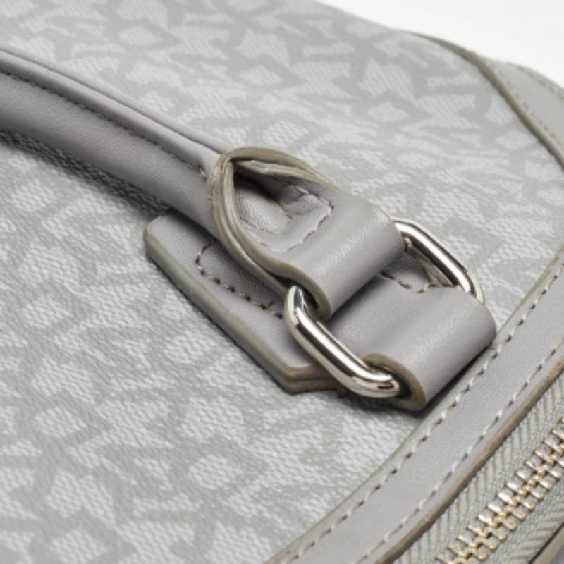 DKNY Grey Signature Dome Satchel aus beschichtetem Canvas und Leder im Angebot
