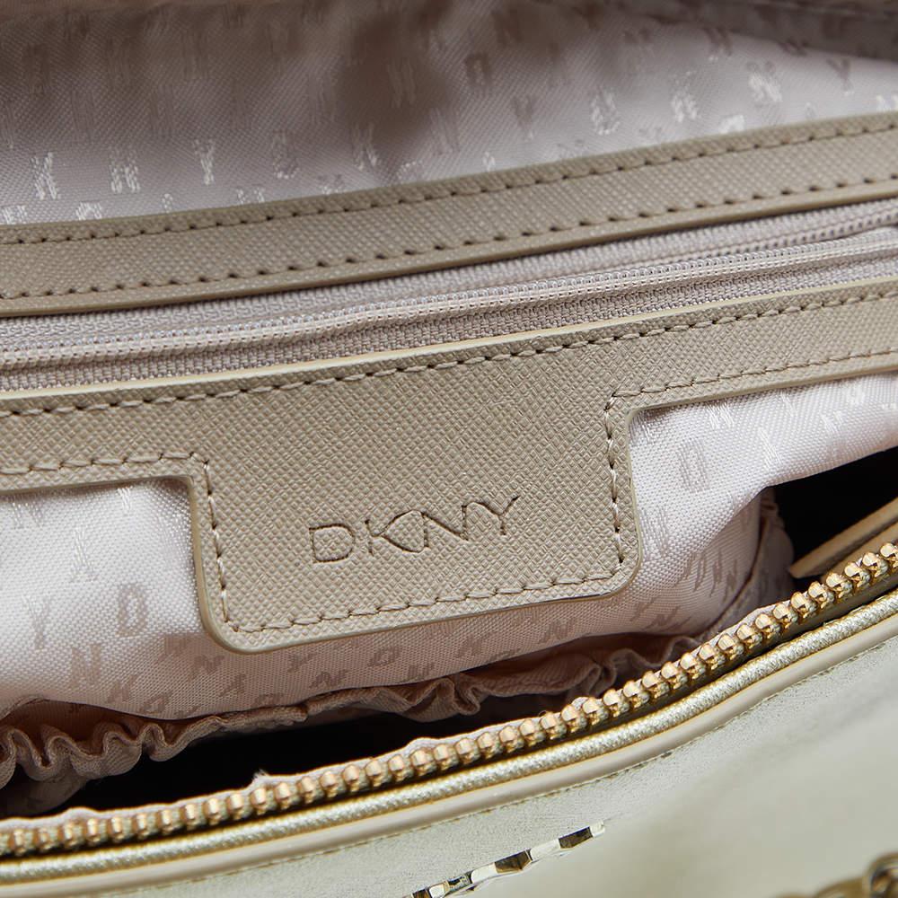 DKNY - Fourre-tout en cuir Saffiano or métallisé Bryant Park Chain 3