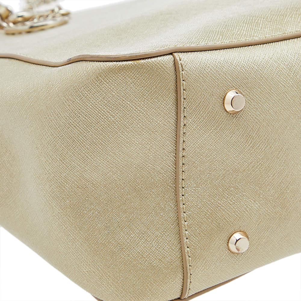 DKNY - Fourre-tout en cuir Saffiano or métallisé Bryant Park Chain 4