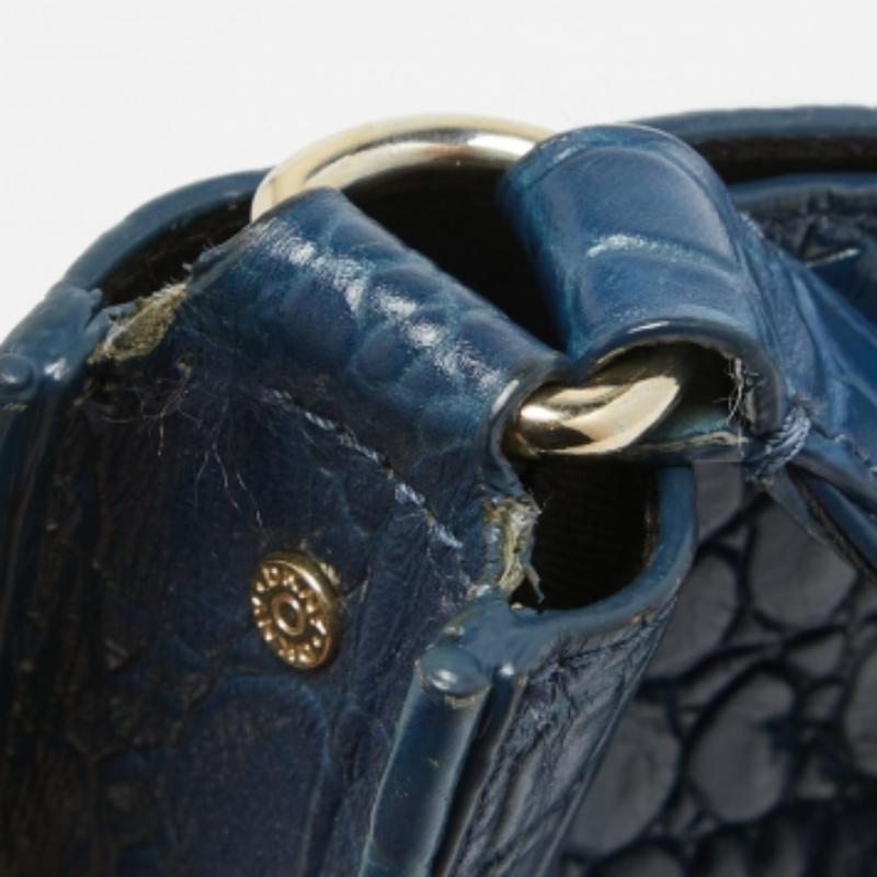 DKNY Navy Blue Croc Embossed Leather Messenger Bag en vente 3
