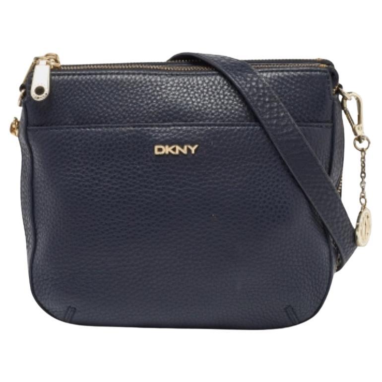 DKNY Bolso Crossbody de piel azul marino con cremallera