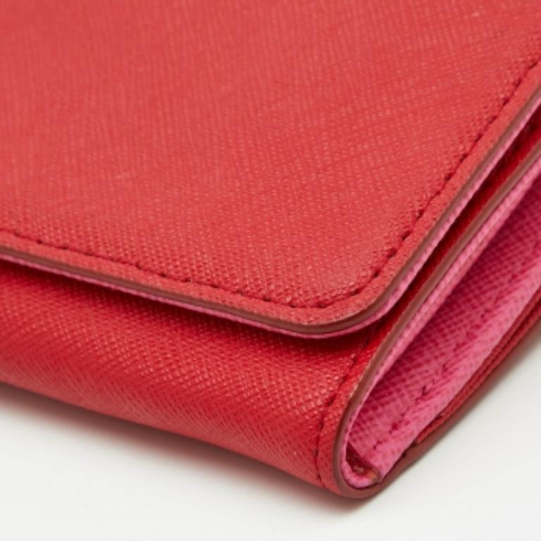 DKNY Red Leather Flap Continental Geldbörse im Angebot 4