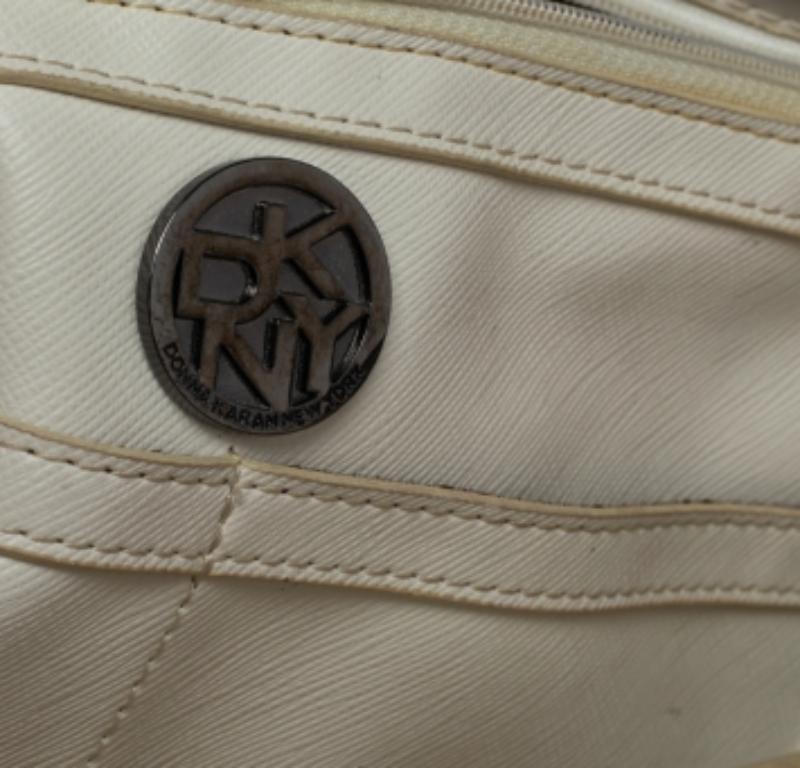Dkny White Patent Leather Chain Tote For Sale 6
