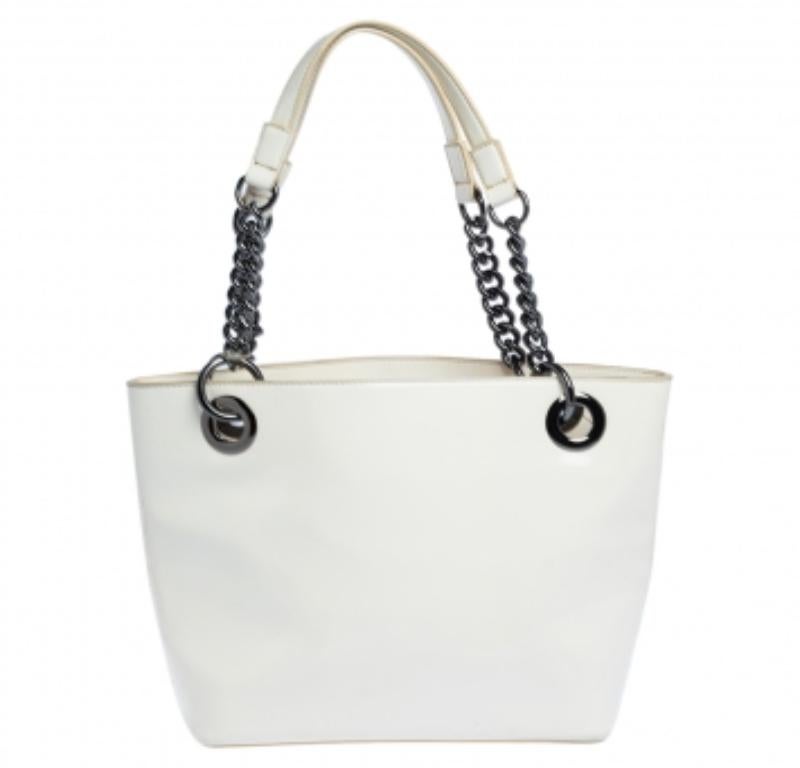 Dkny White Patent Leather Chain Tote For Sale 1
