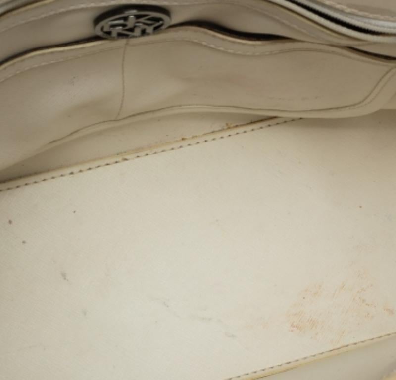 Dkny White Patent Leather Chain Tote For Sale 4