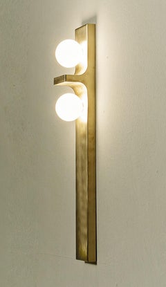 DL440 Wall Lamp in Satin Brass with Two Blown Glass Spheres by Daluce