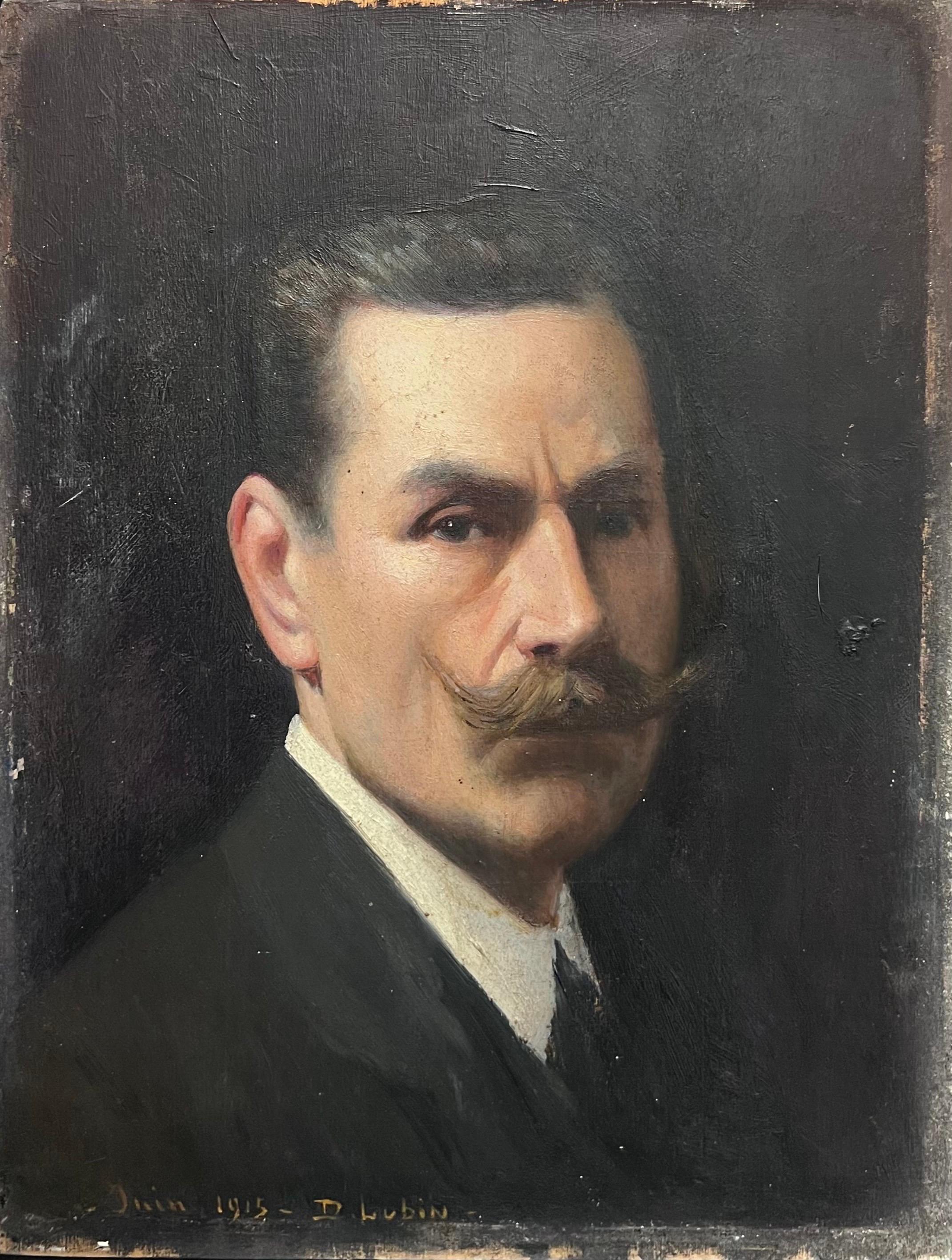 Ritratto di un distinto gentiluomo 
Firmato da D. A. Lubin (francese, inizio XX secolo)
Datato 1915
olio su pannello, senza cornice
pannello: 13,75 x 10,5 pollici
Provenienza: Collezione privata, Parigi

Questo ritratto di grande effetto raffigura
