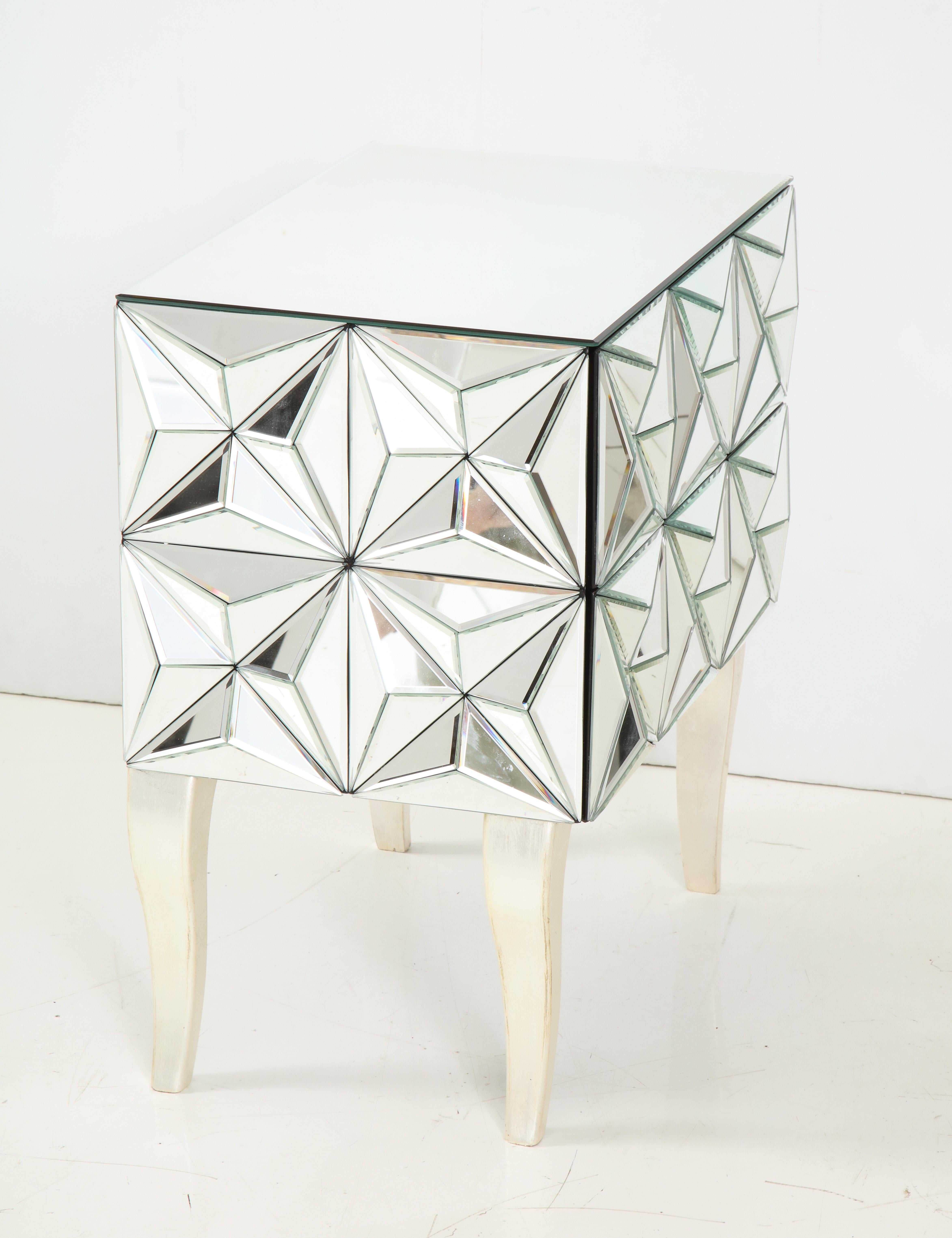 Dimensional Beveled Edge Mirrored Nightstands In Good Condition In New York, NY