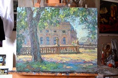 An einem sonnigen Sommertag im Hofgarten. Horizontale Landschaftsmalerei.