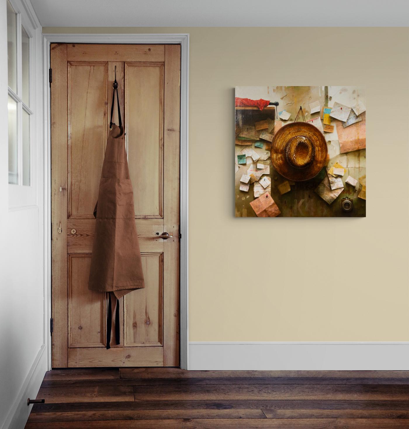 Sombrero en la pared - colorido, realista, interior, ucraniano, israelí, óleo sobre lienzo en venta 4