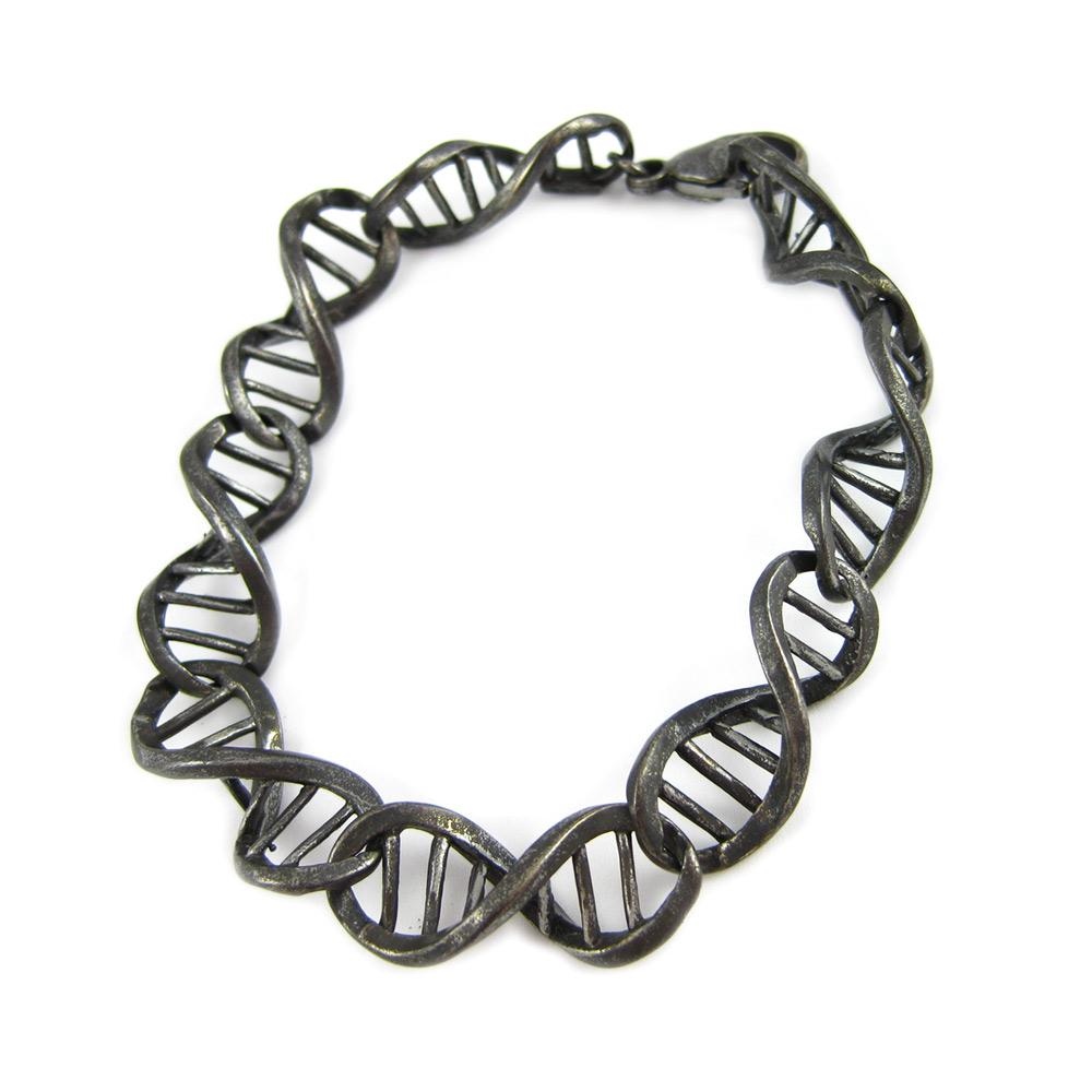 Pulsera ADN de plata de ley en Nuevo estado para la venta en Solana Beach, CA