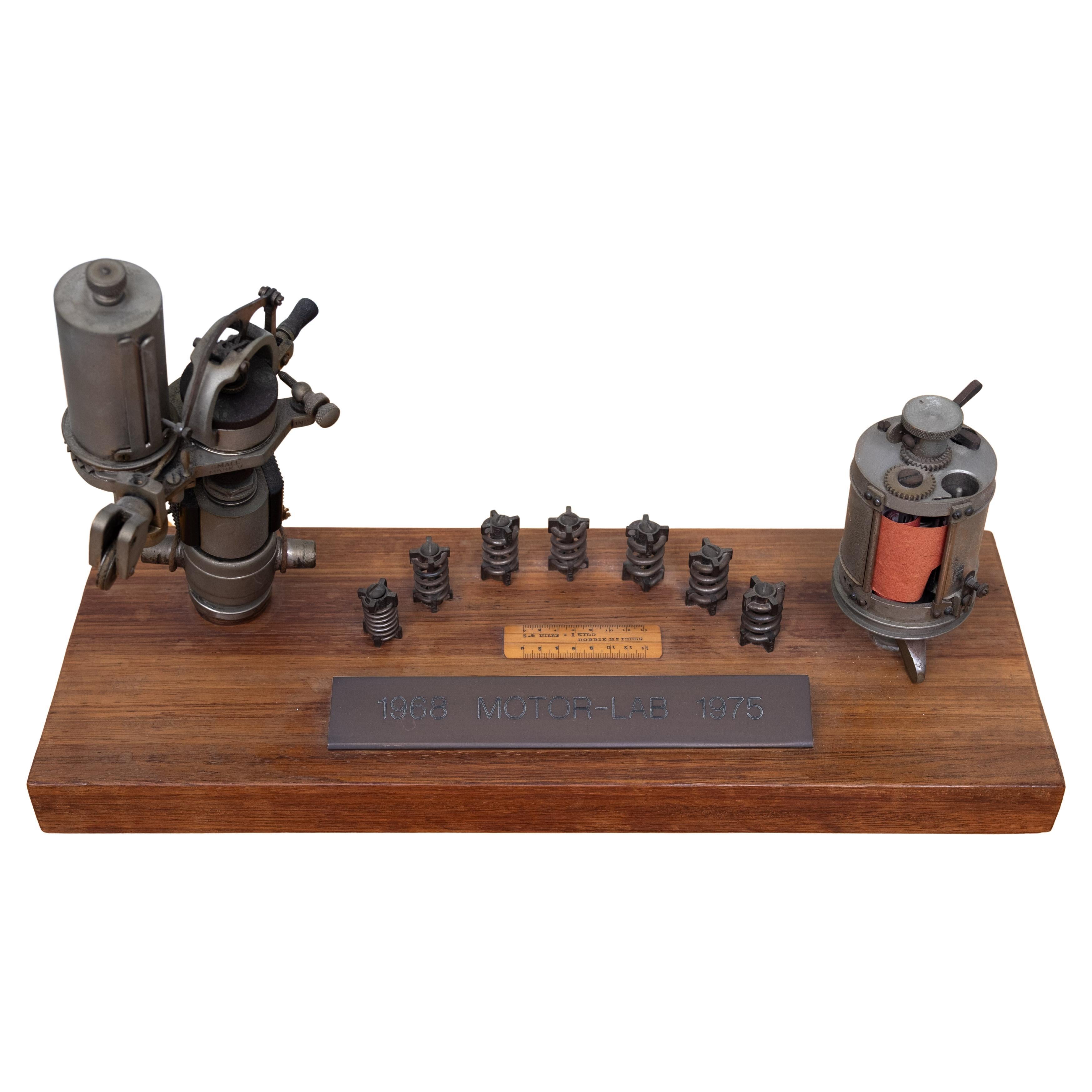 ''Dobbie McInnes Ltd. Glasgow   Motor-lab   1975 en vente