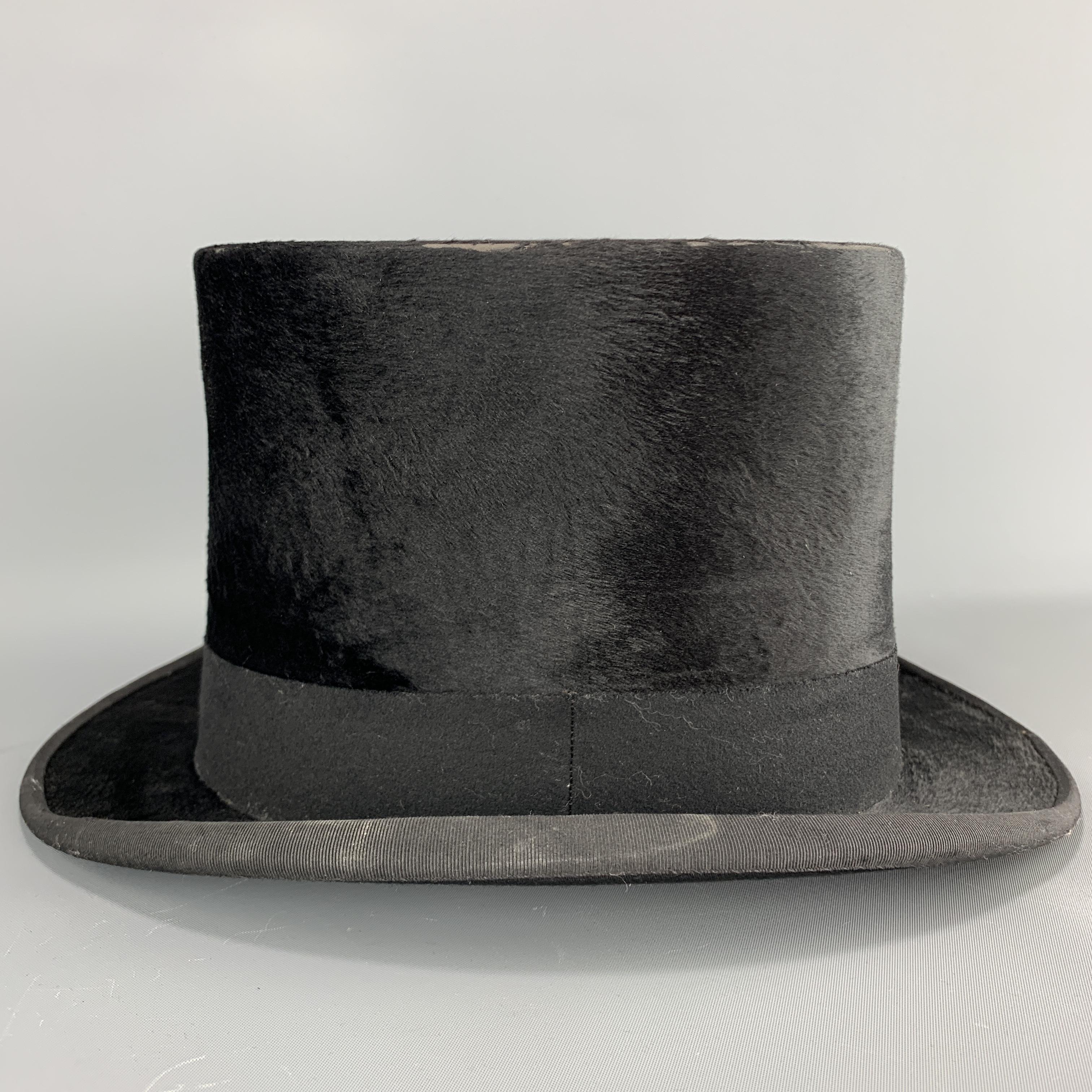 DOBBS Vintage Size 7 1/8 Black Beaver Top Hat w/ Box In Fair Condition In San Francisco, CA