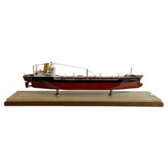 Modello di petroliera Marianna realizzato dai costruttori del cantiere navale