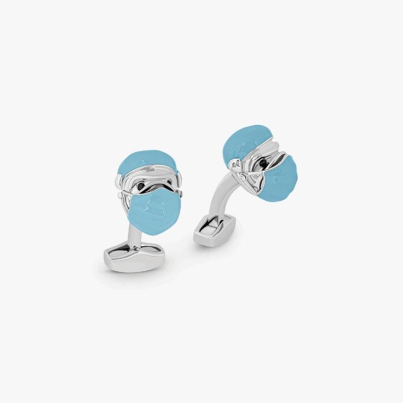 Doctor Bulldog cufflinks with blue Swarovski elements

Inspired by the current COVID-19 pandemic we have taken our classic bulldog cufflink and given him a safety upgrade. Now featuring a doctor's hat and a face mask he is ready to take on the world