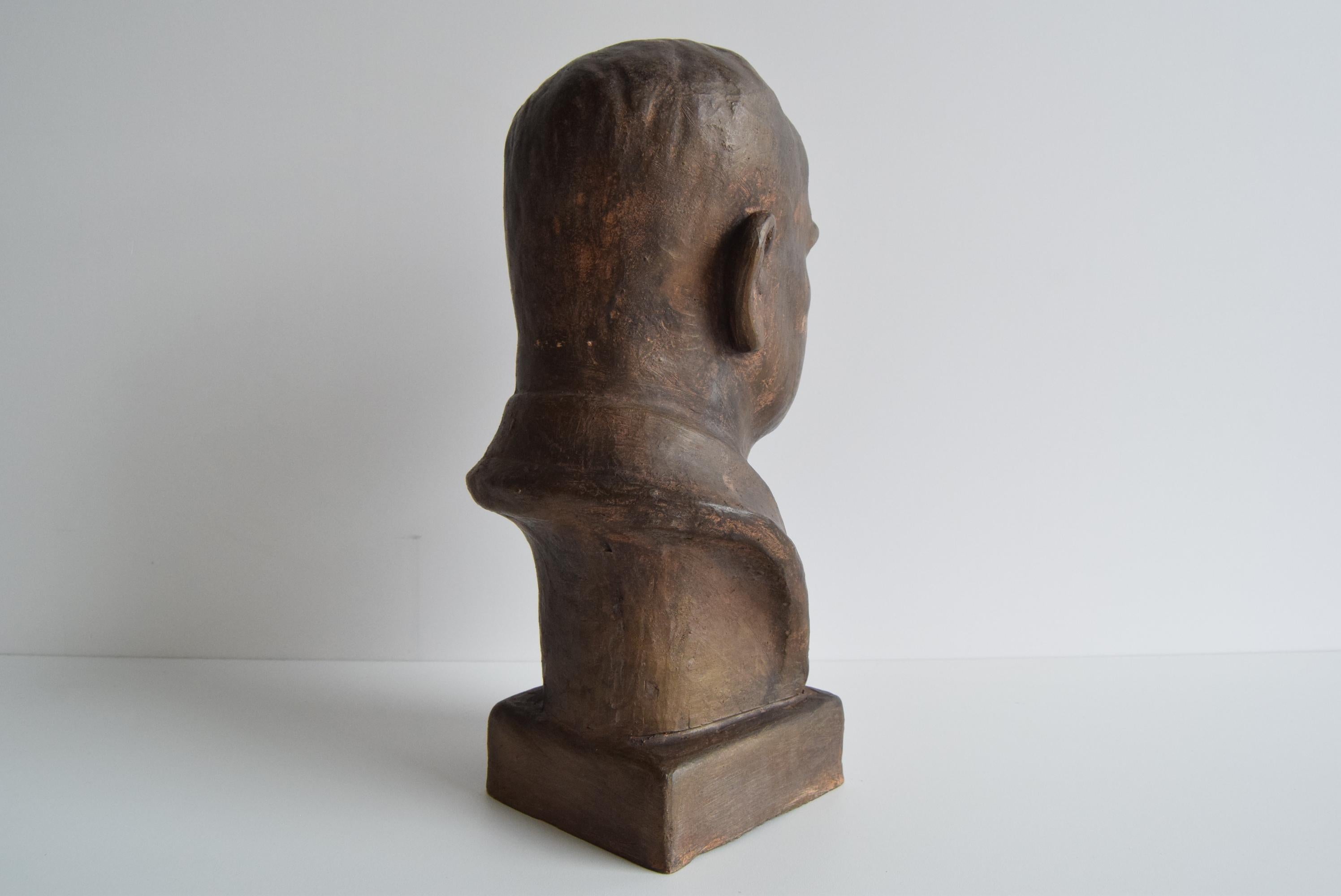 Busto in ceramica del dottor Edvard Beneš, anni '50 circa. in vendita 1